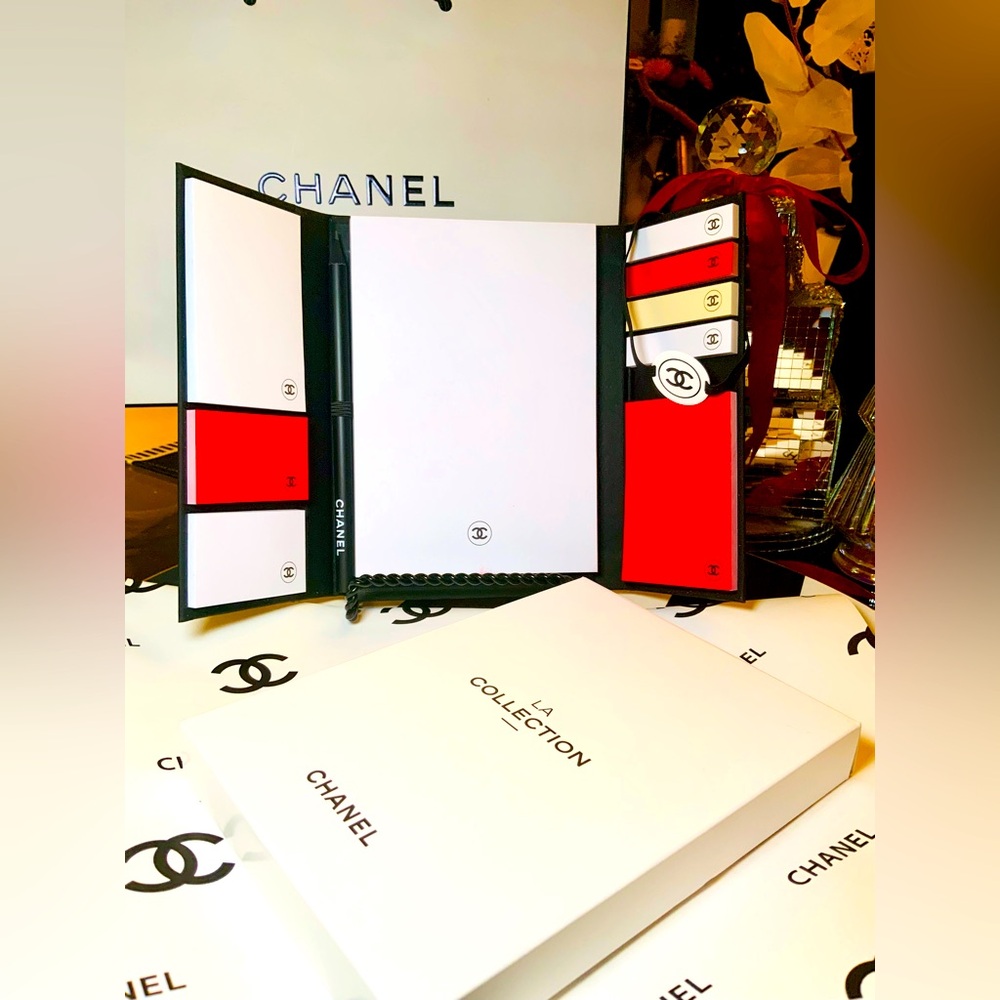 “HOST PICK” Chanel Notebook With Pencil & Post-It Notes